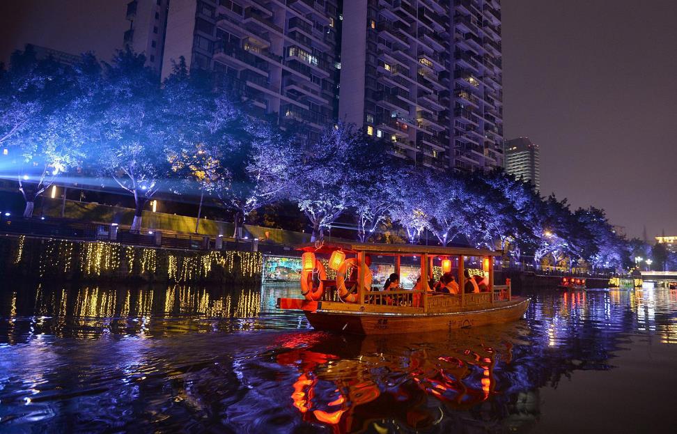 如何打造吸引游客的城市夜游重点项目