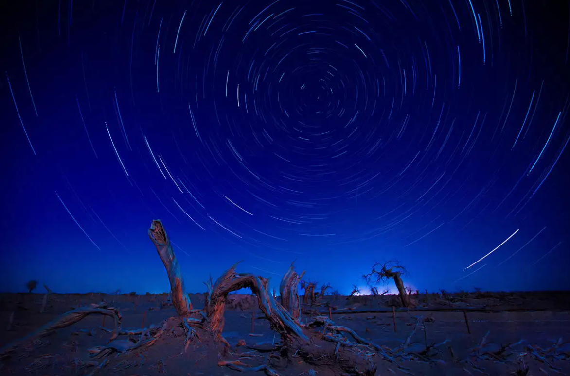 加强暗夜生态保护 促进星空旅游高质量发展